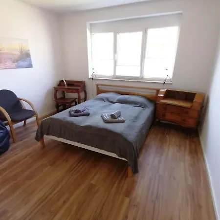 85 qm Wohnung Pauluste mit Terasse und Garten Rostock Exterior foto