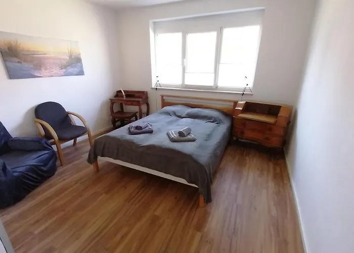 85 qm Wohnung Pauluste mit Terasse und Garten
